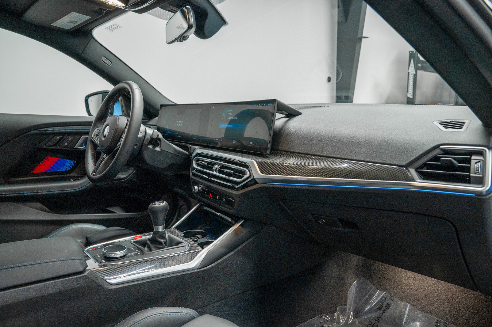 Used 2024 BMW M2 w/ Lighting Package image 13