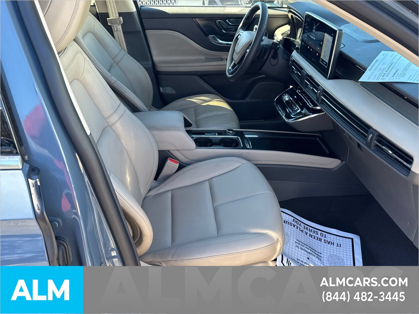 Used 2024 Lincoln Corsair AWD image 16