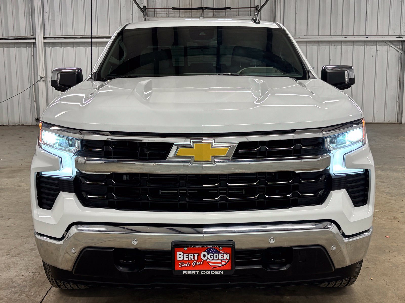 Used 2026 Chevrolet Silverado 1500 LT w/ Texas Edition Plus AWD/4WD image 2