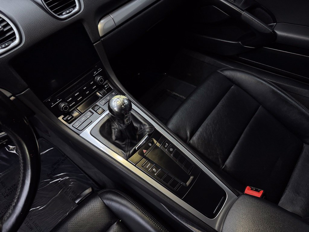 Used 2018 Porsche 718 Cayman RWD image 10