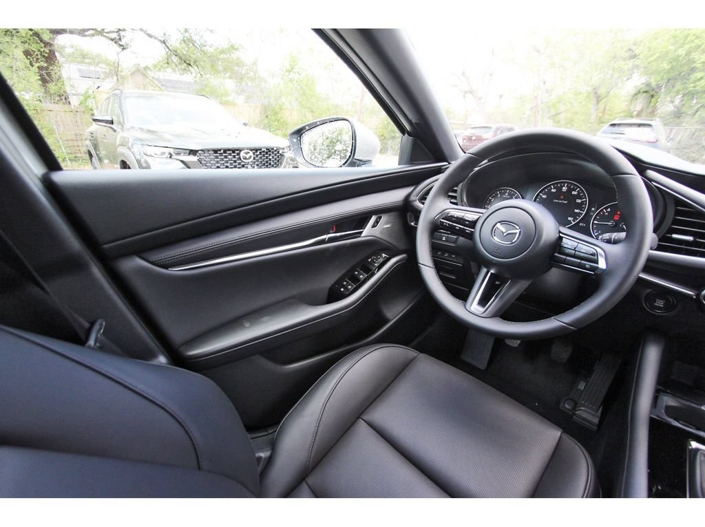 New 2026 MAZDA MAZDA3 2.5 S Hatchback w/ Premium Pkg FWD image 6