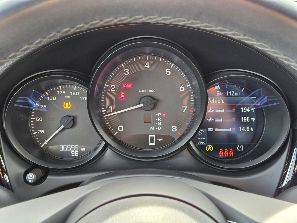 Used 2022 Porsche Macan AWD/4WD image 29