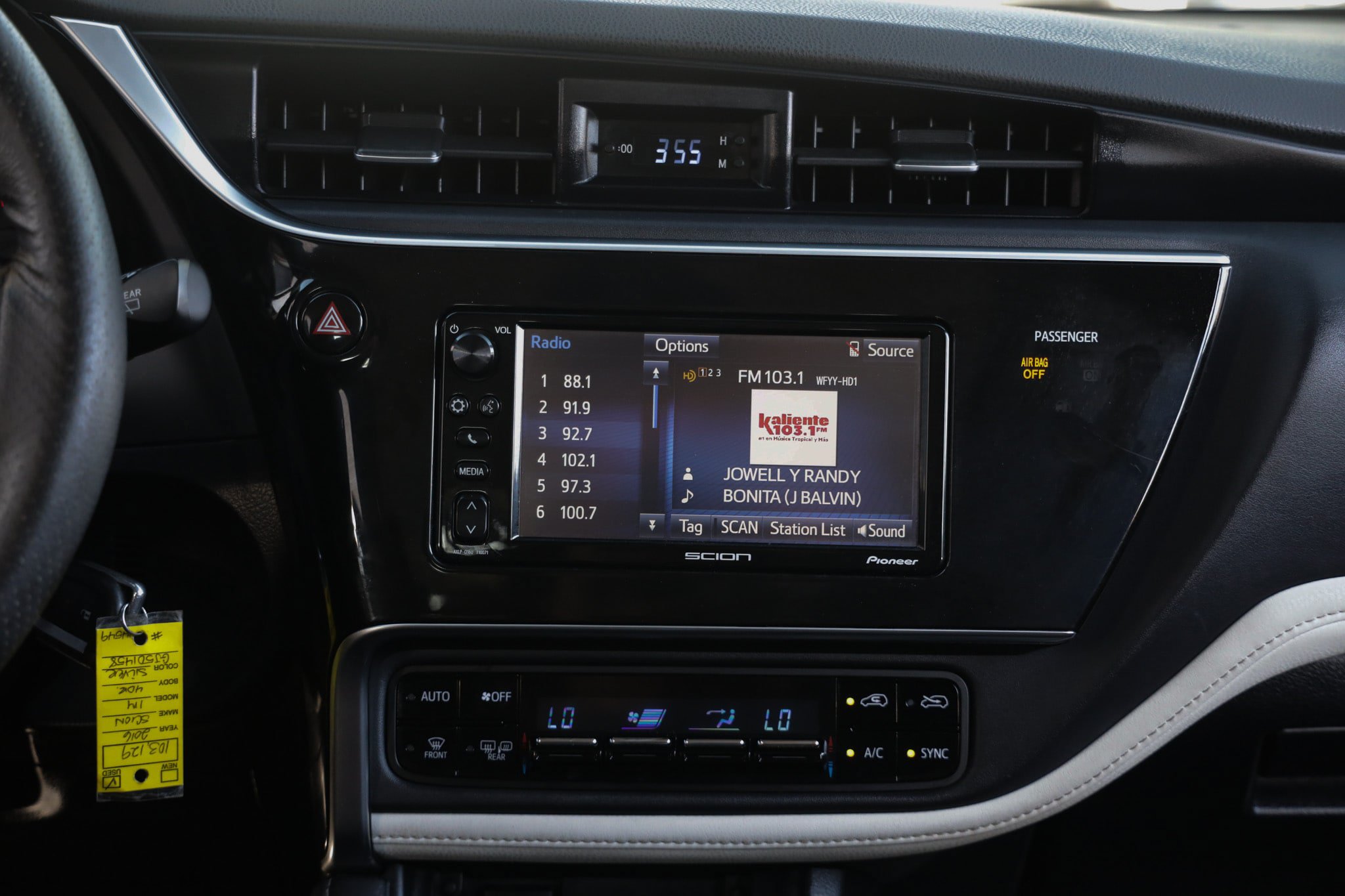 Used 2016 Scion iM FWD image 37