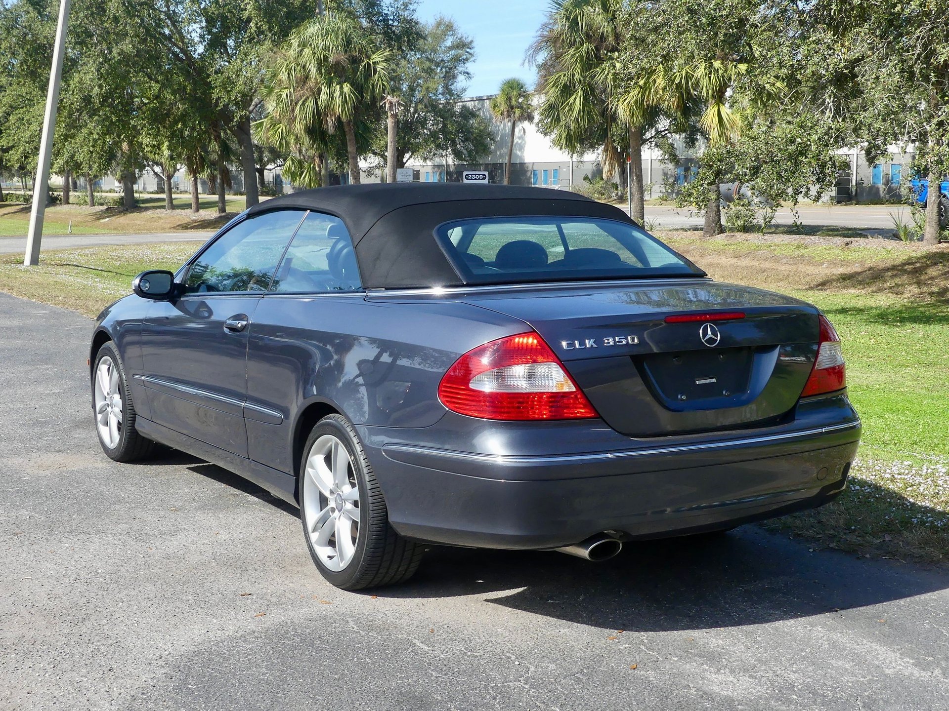 Used 2008 Mercedes-Benz CLK 350 Cabriolet image 21