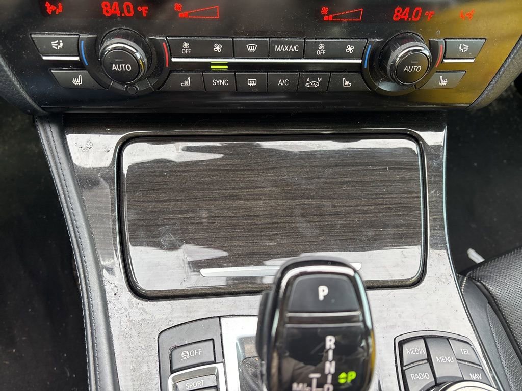 Used 2016 BMW 550i Sedan image 31