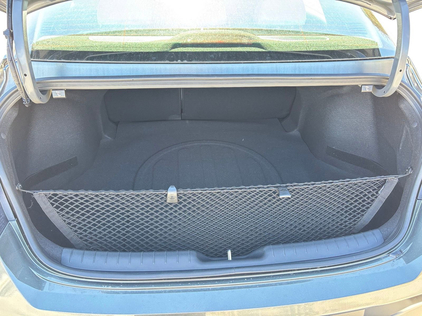 New 2025 Hyundai Elantra Limited image 24