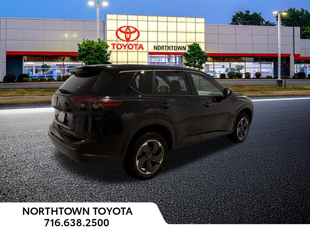 Used 2024 Nissan Rogue SV AWD/4WD image 32