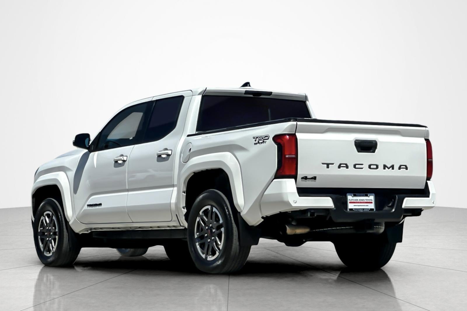 Certified 2024 Toyota Tacoma TRD Sport w/ TRD Sport Premium Package AWD/4WD image 3