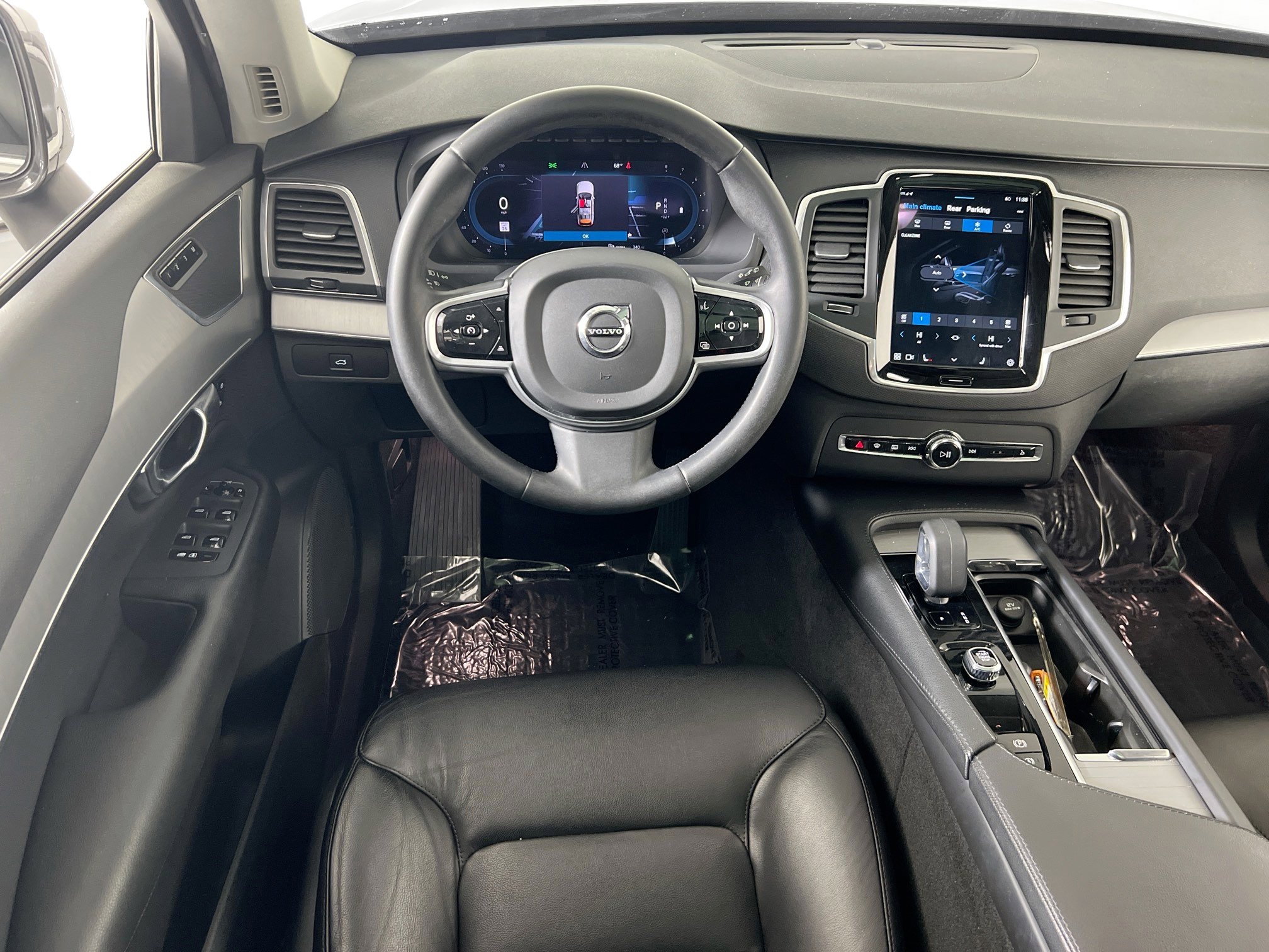 Used 2023 Volvo XC90 B5 Core AWD/4WD image 23