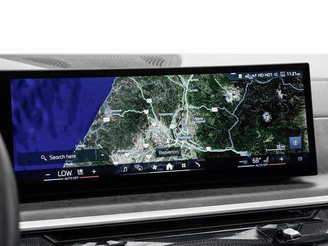 Used 2025 BMW X5 xDrive40i w/ Climate Comfort Package image 16