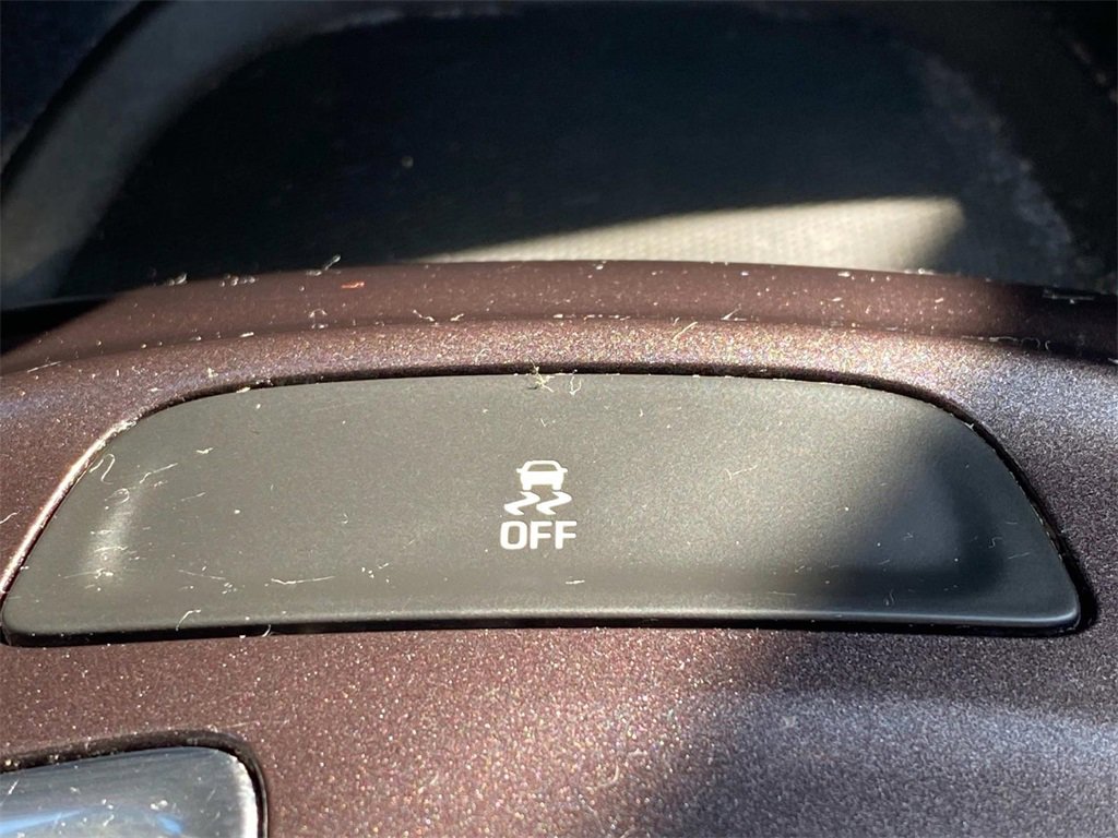 Used 2022 Chevrolet Malibu LT image 24