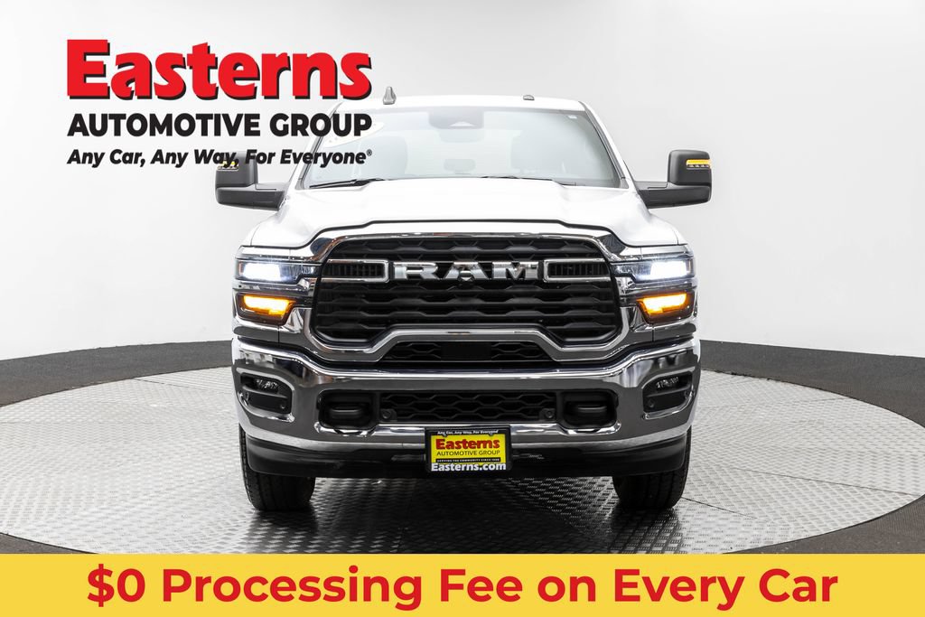Used 2025 RAM 3500 Lone Star AWD/4WD image 2