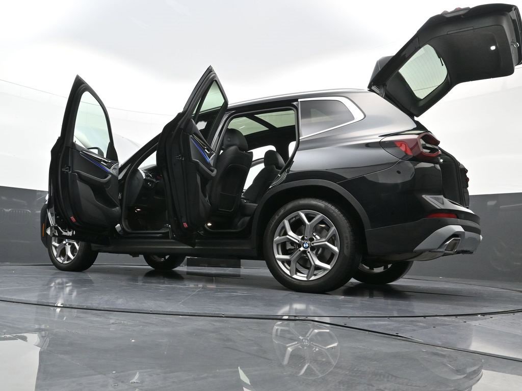 Used 2023 BMW 440i xDrive Convertible w/ Premium Package image 24