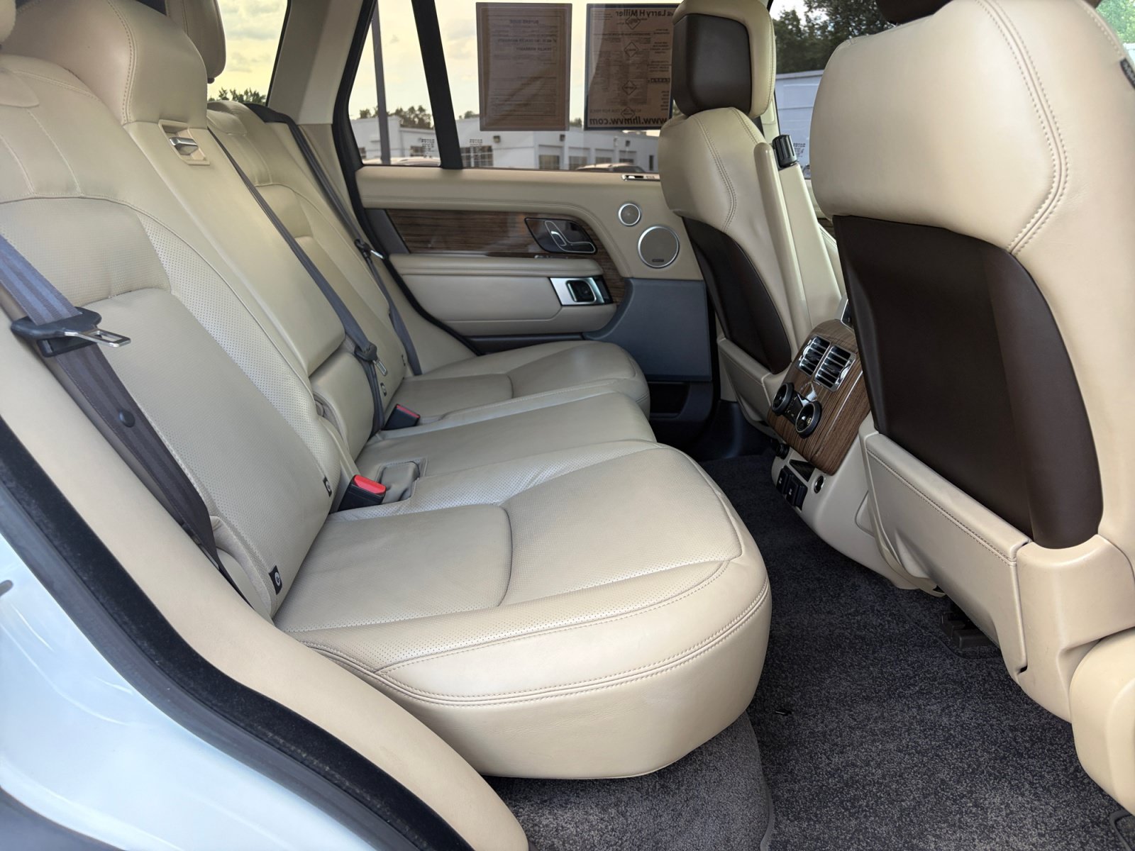 Used 2018 Land Rover Range Rover Supercharged AWD/4WD image 18