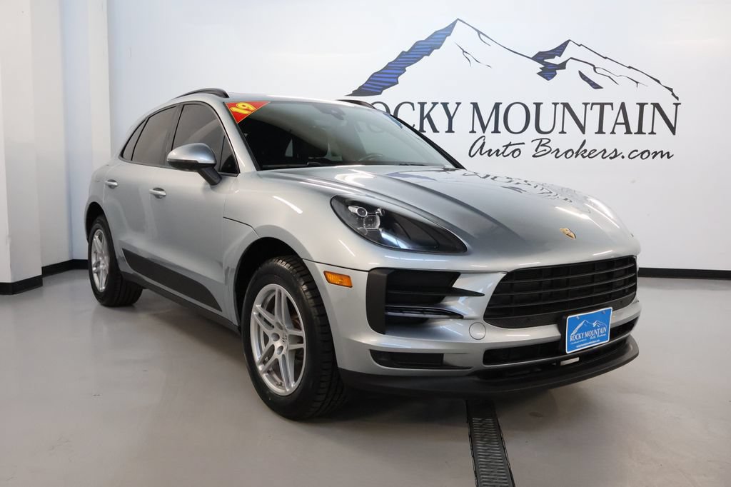 Used 2019 Porsche Macan AWD/4WD image 1
