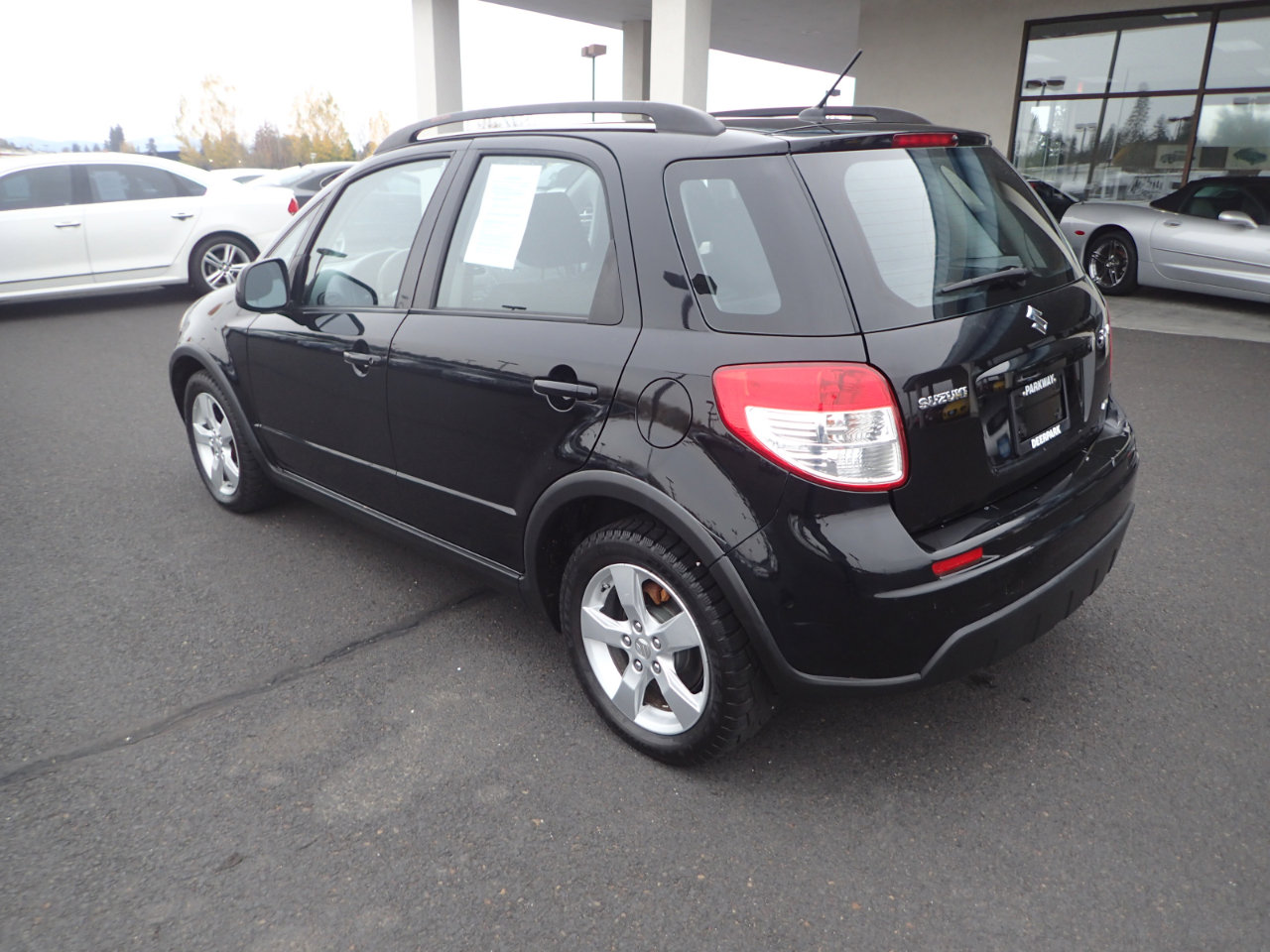 Used 2012 Suzuki SX4 AWD Hatchback image 3