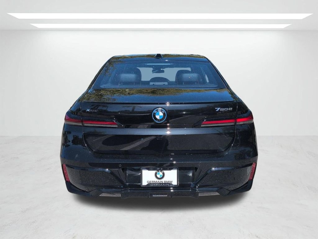 New 2026 BMW 750e xDrive w/ Executive Package image 5