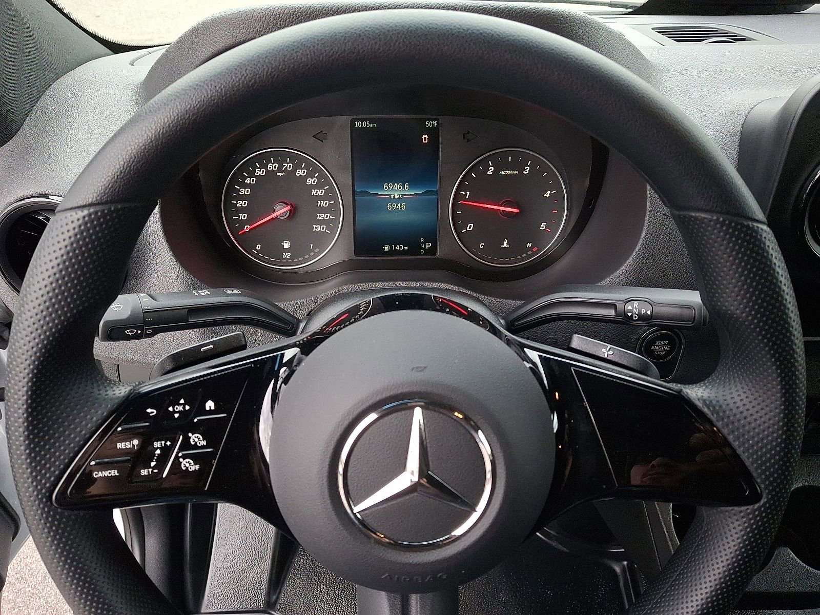 Used 2025 Mercedes-Benz Sprinter 2500 image 18