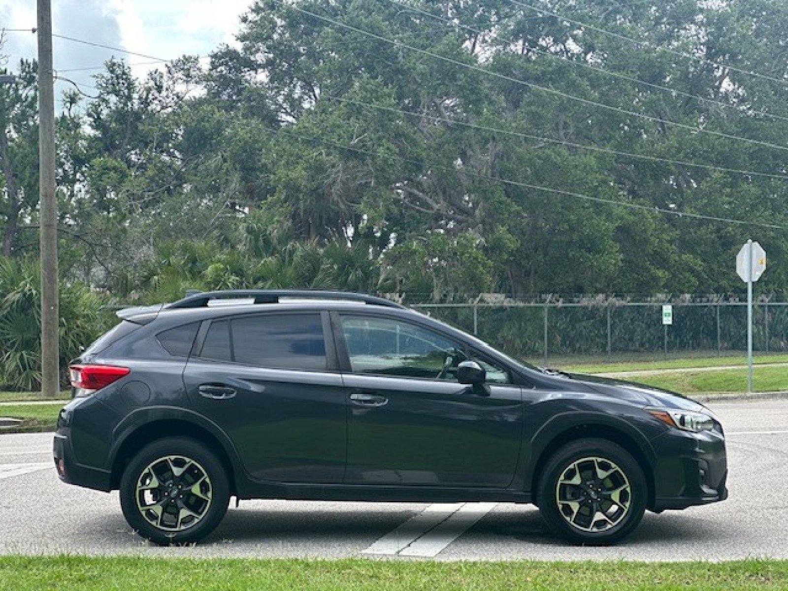 Used 2019 Subaru Crosstrek 2.0i Premium image 6