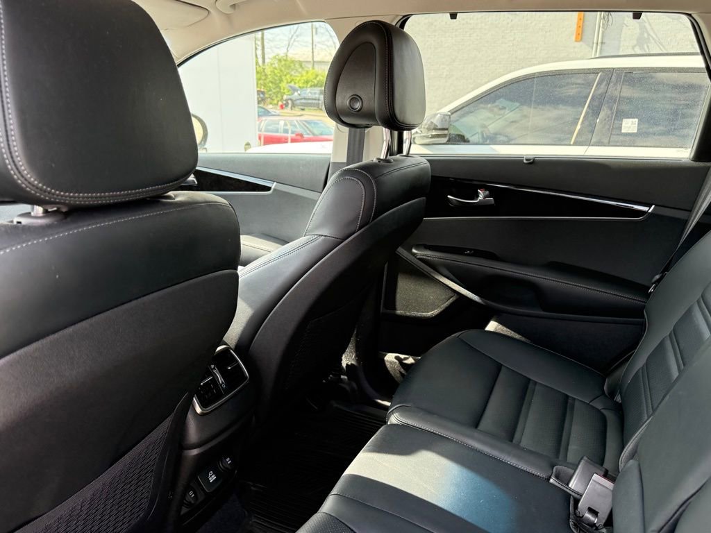 Used 2016 Kia Sorento EX w/ EX Premium Package image 20