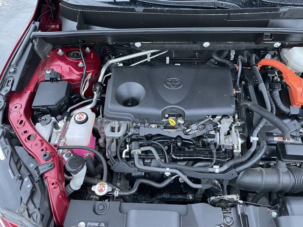 Used 2021 Toyota Venza XLE image 39