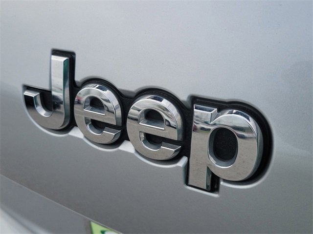 Used 2022 Jeep Grand Cherokee L Laredo w/ Luxury Tech Group I image 7