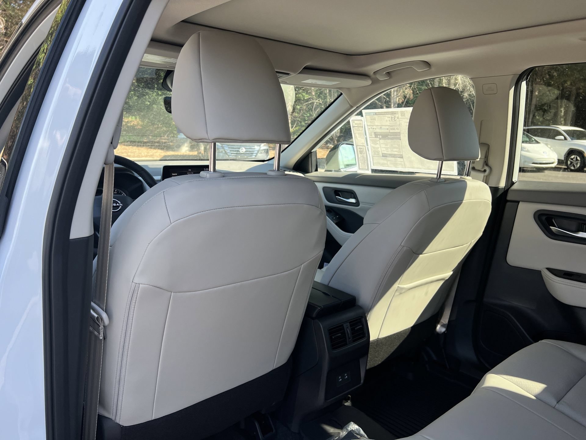 New 2026 Nissan Rogue Dark Armor AWD/4WD image 17