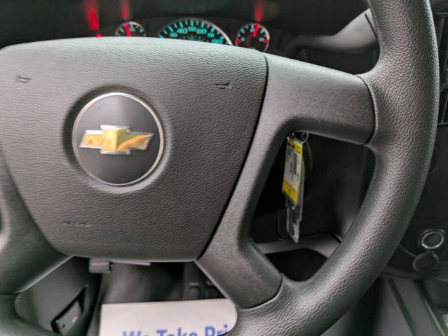 New 2025 Chevrolet Express 3500 w/ Driver Convenience Package image 15