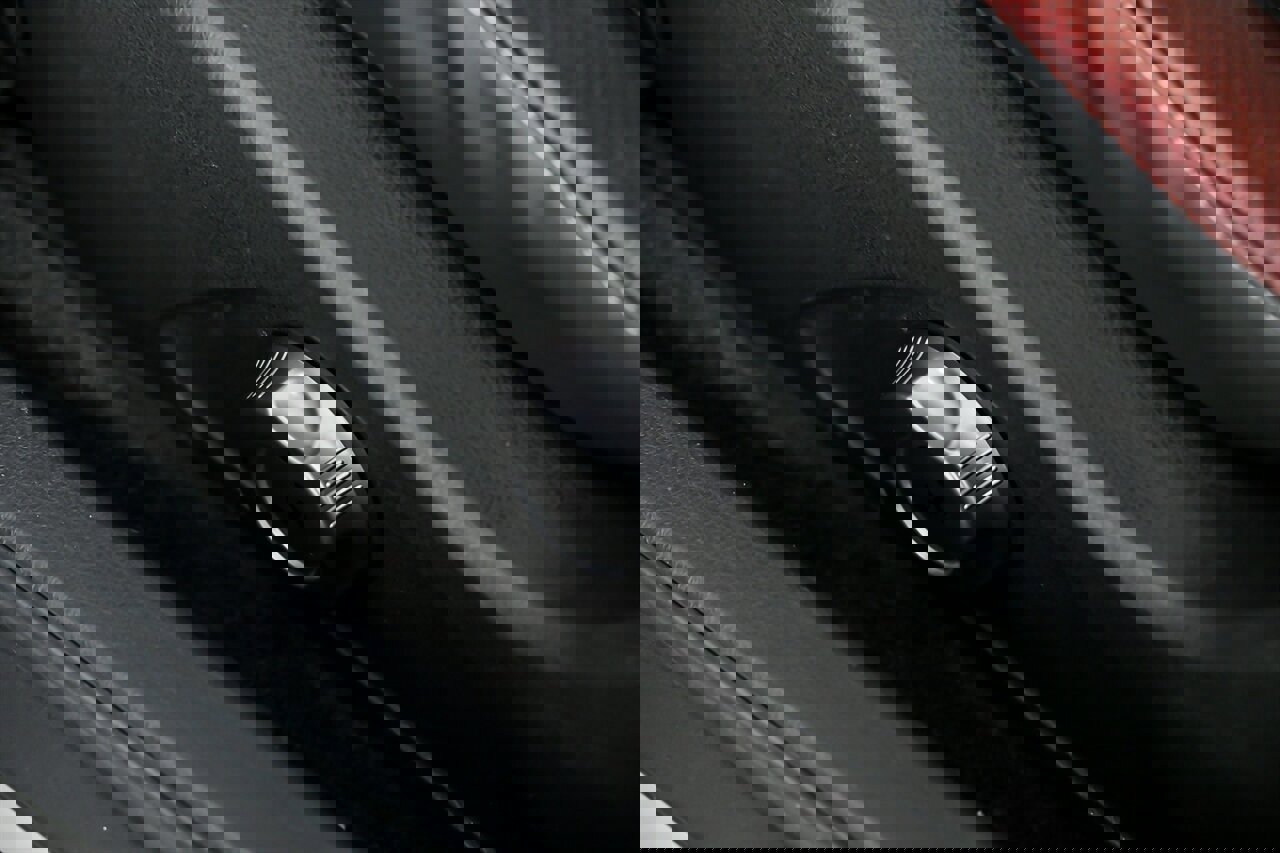 Used 2015 Nissan GT-R Black Edition image 26