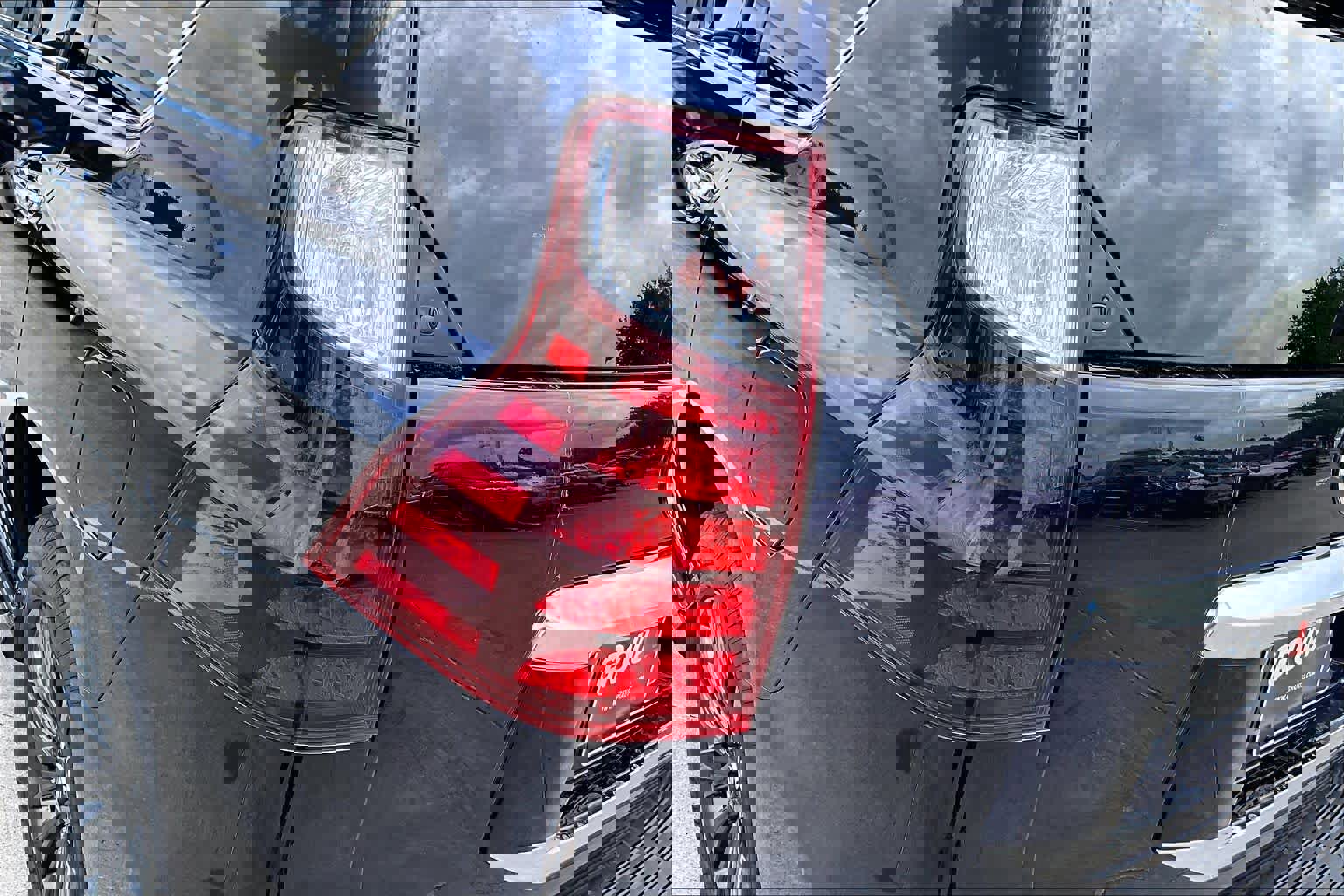 Used 2021 Lexus GX 460 Luxury w/ Sport Design Package image 26