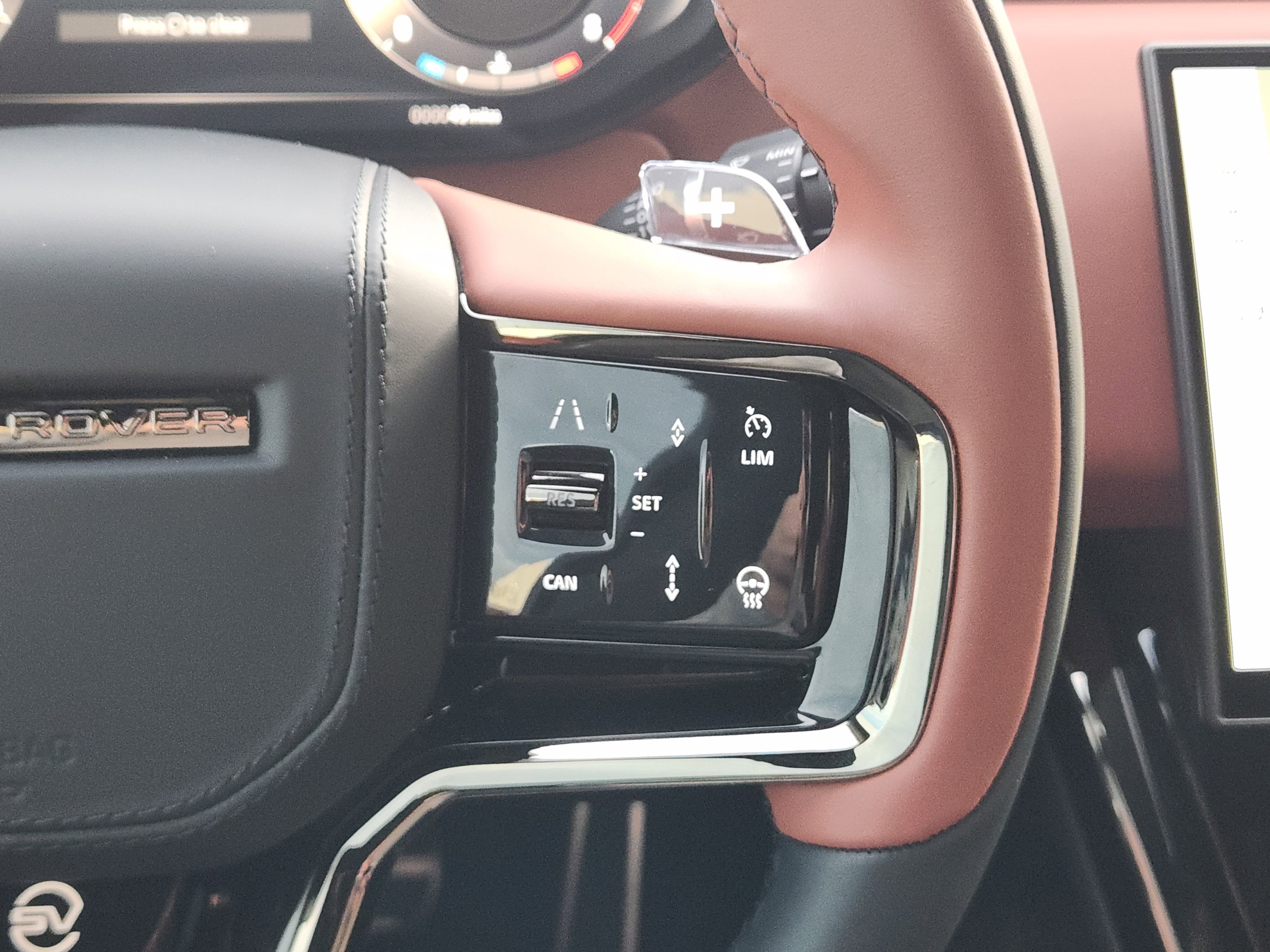New 2025 Land Rover Range Rover Sport SV Edition Two image 29