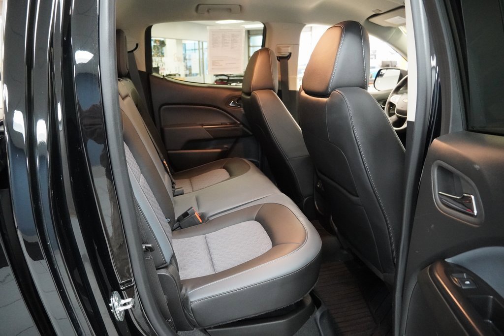 Used 2022 Chevrolet Colorado Z71 w/ Safety Package image 19