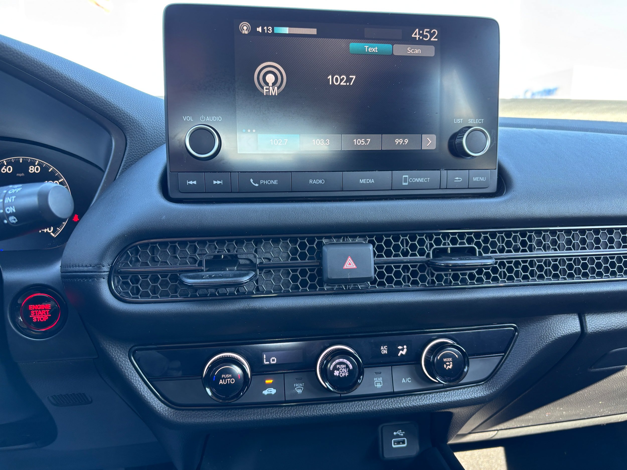 Certified 2024 Honda HR-V LX image 21