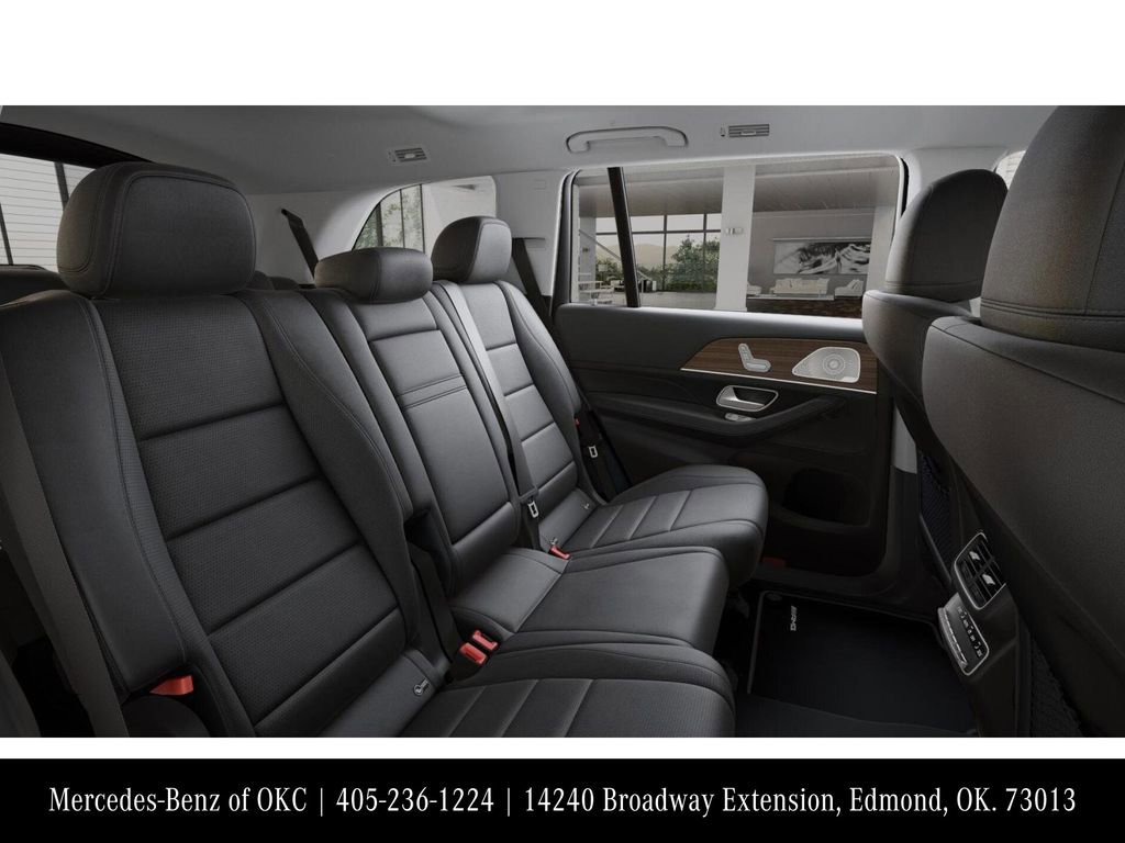 New 2026 Mercedes-Benz GLS 450 4MATIC image 5