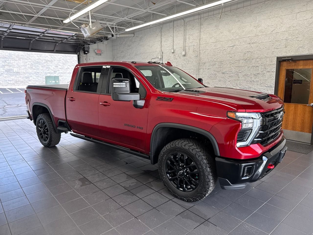 Used 2025 Chevrolet Silverado 2500 LTZ w/ LTZ Plus Package