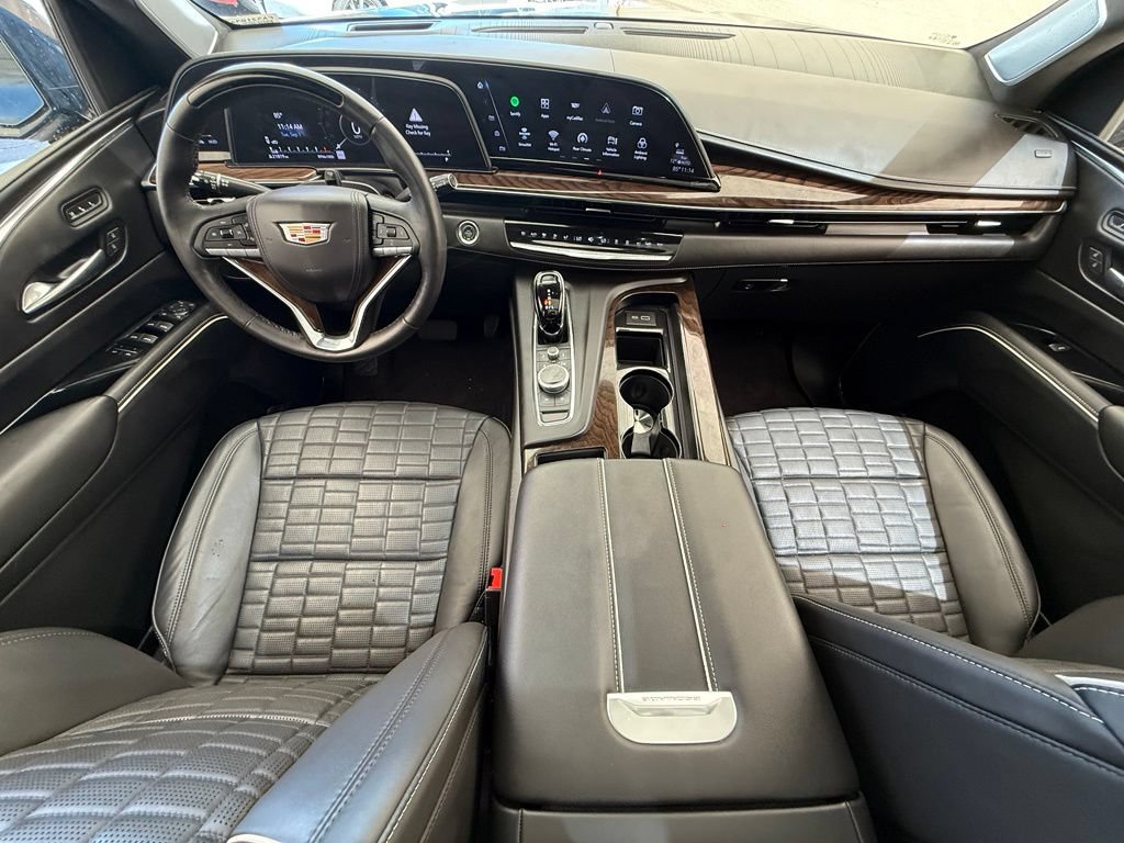 Used 2024 Cadillac Escalade Sport Platinum w/ LPO, ONYX Package AWD/4WD image 28