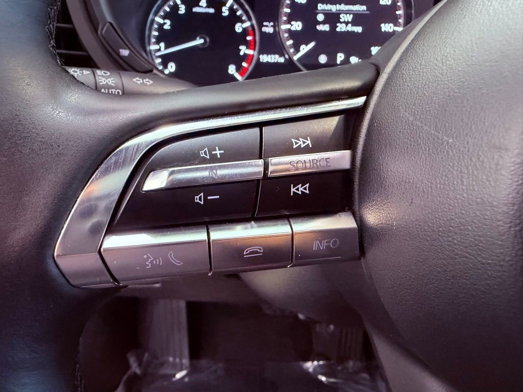 Used 2023 MAZDA MAZDA3 Hatchback w/ Appearance Package image 24