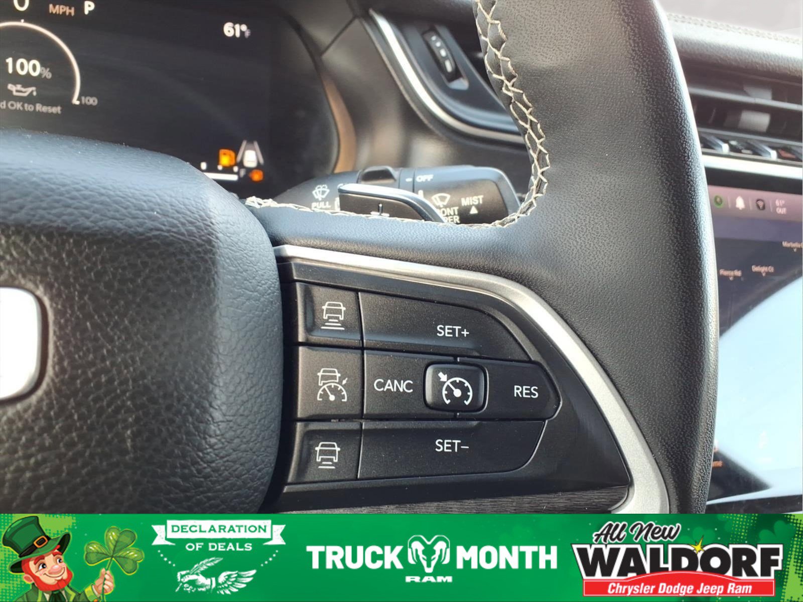 Used 2023 Jeep Grand Cherokee Limited image 17