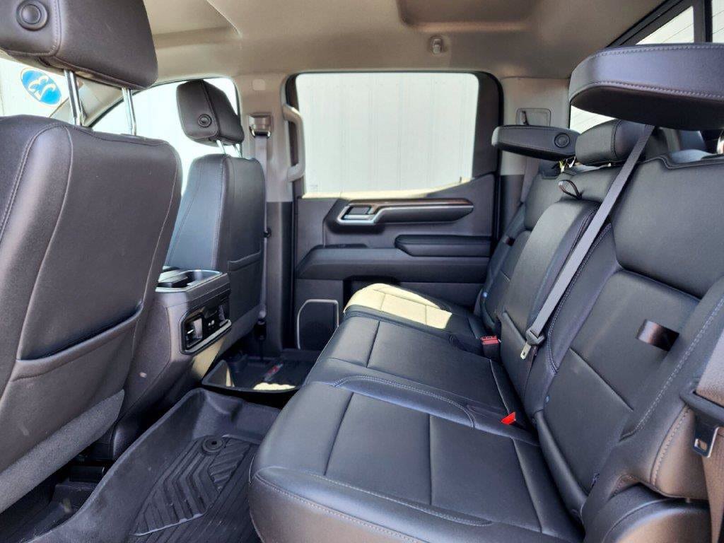 Used 2023 Chevrolet Silverado 1500 LT Trail Boss w/ Convenience Package II AWD/4WD image 14
