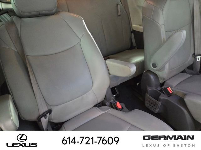 Used 2021 Toyota Sienna XLE FWD image 22