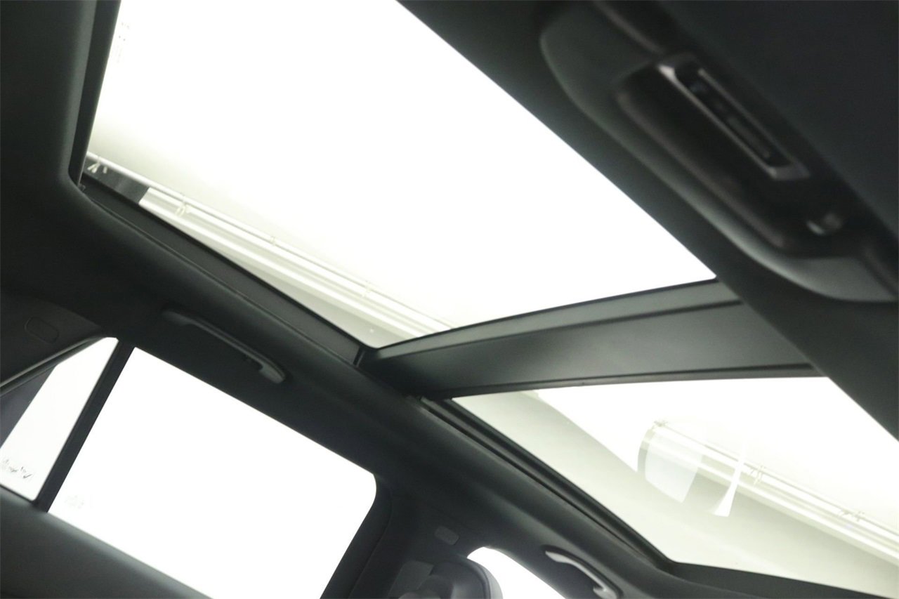 New 2026 Mercedes-Benz GLC 300 image 14