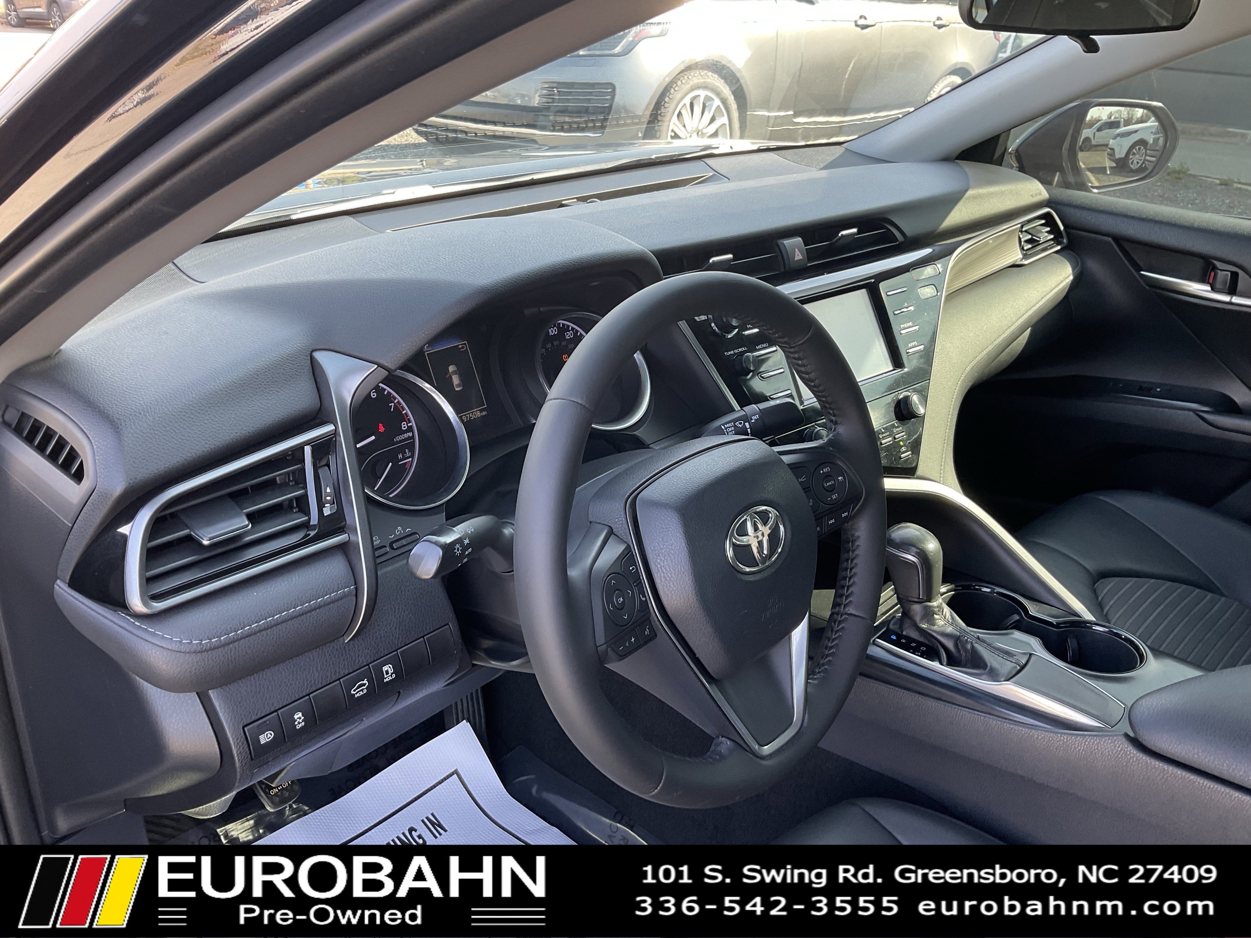 Used 2019 Toyota Camry SE image 7