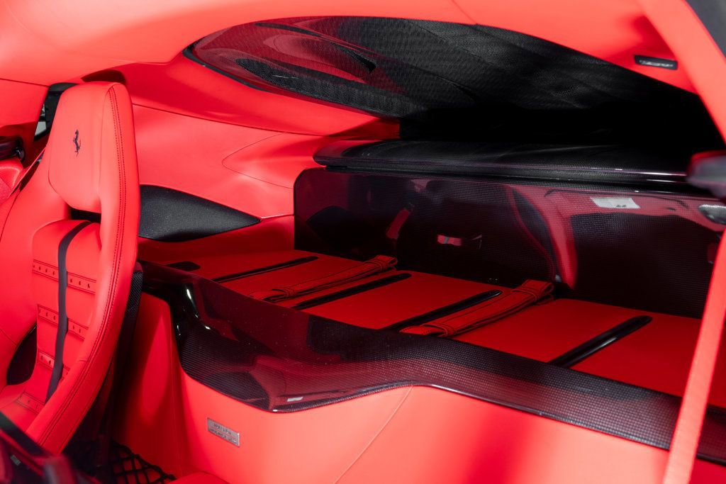 Used 2022 Ferrari 812 Competizione image 27