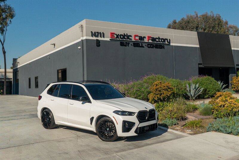 Used 2025 BMW X5 M Competition w/ Executive Package image 1