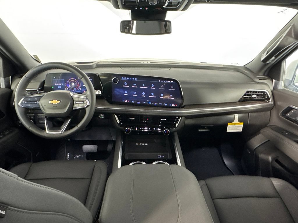 New 2026 Chevrolet Suburban LT w/ Comfort Package AWD/4WD image 30
