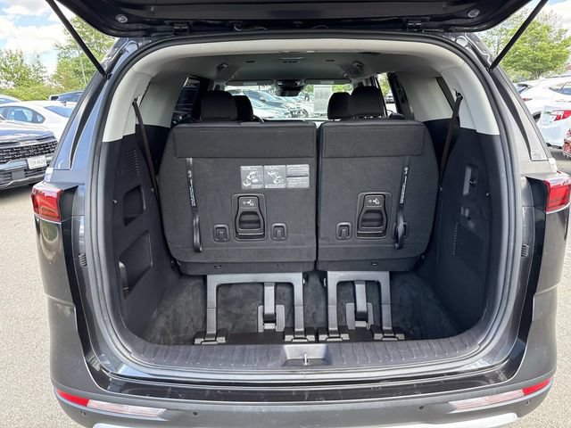 Used 2023 Kia Carnival LX FWD image 12