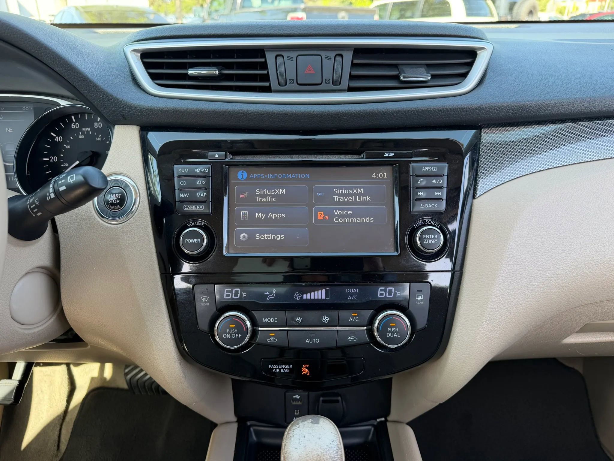 Used 2015 Nissan Rogue SL w/ SL Premium Package image 13