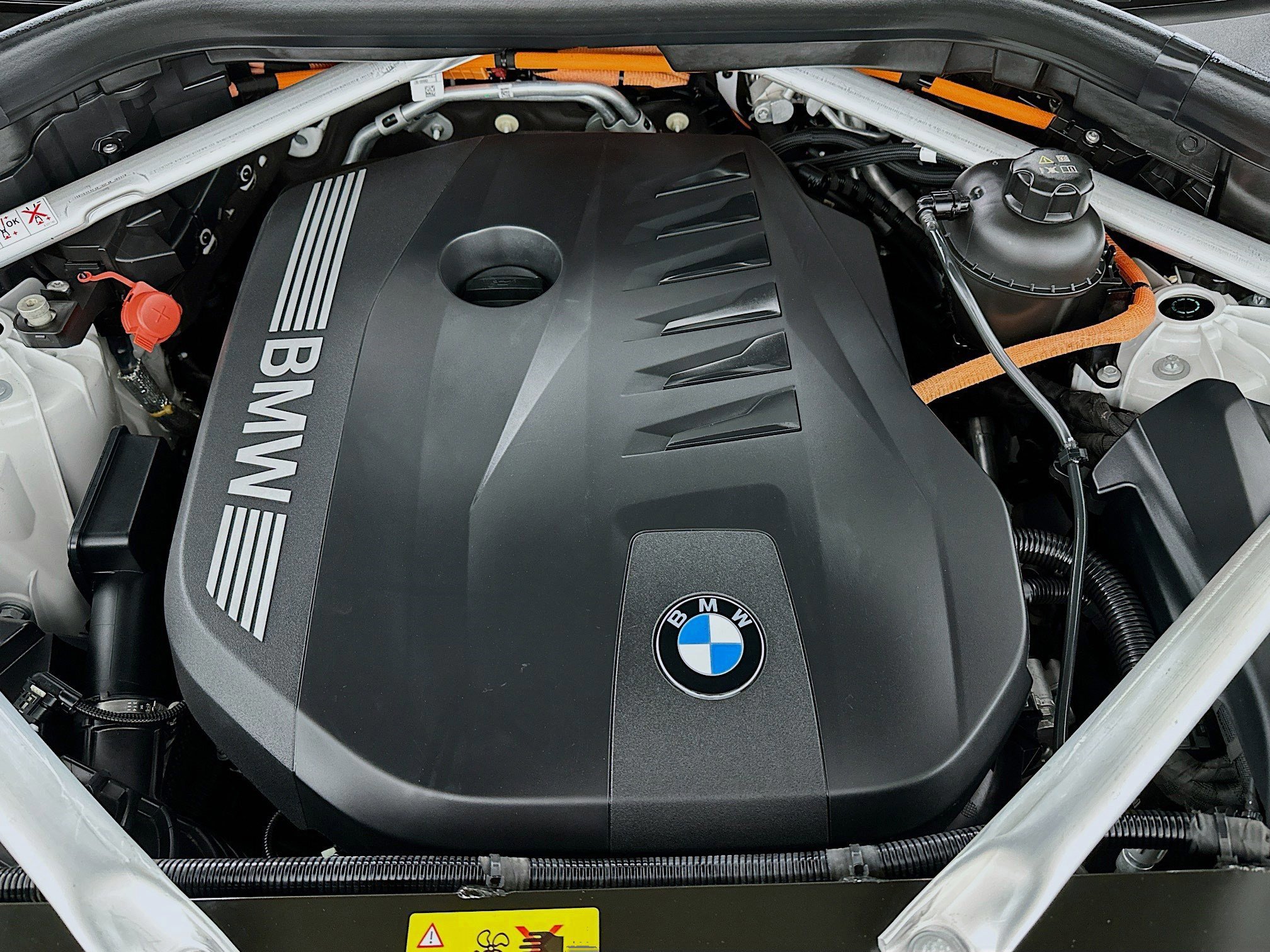 Used 2024 BMW X5 xDrive50e w/ Executive Package image 33