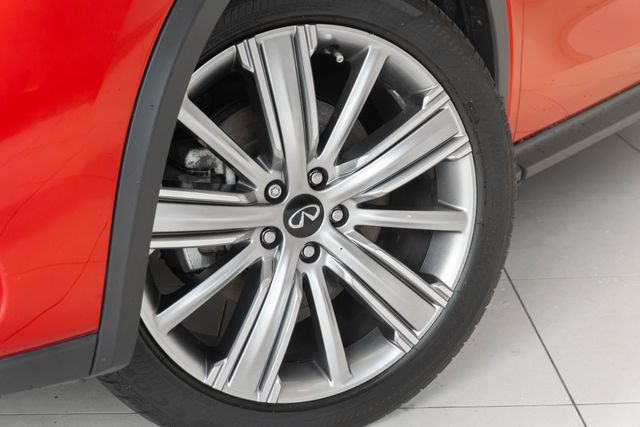 Used 2022 INFINITI QX50 Sensory AWD/4WD image 2