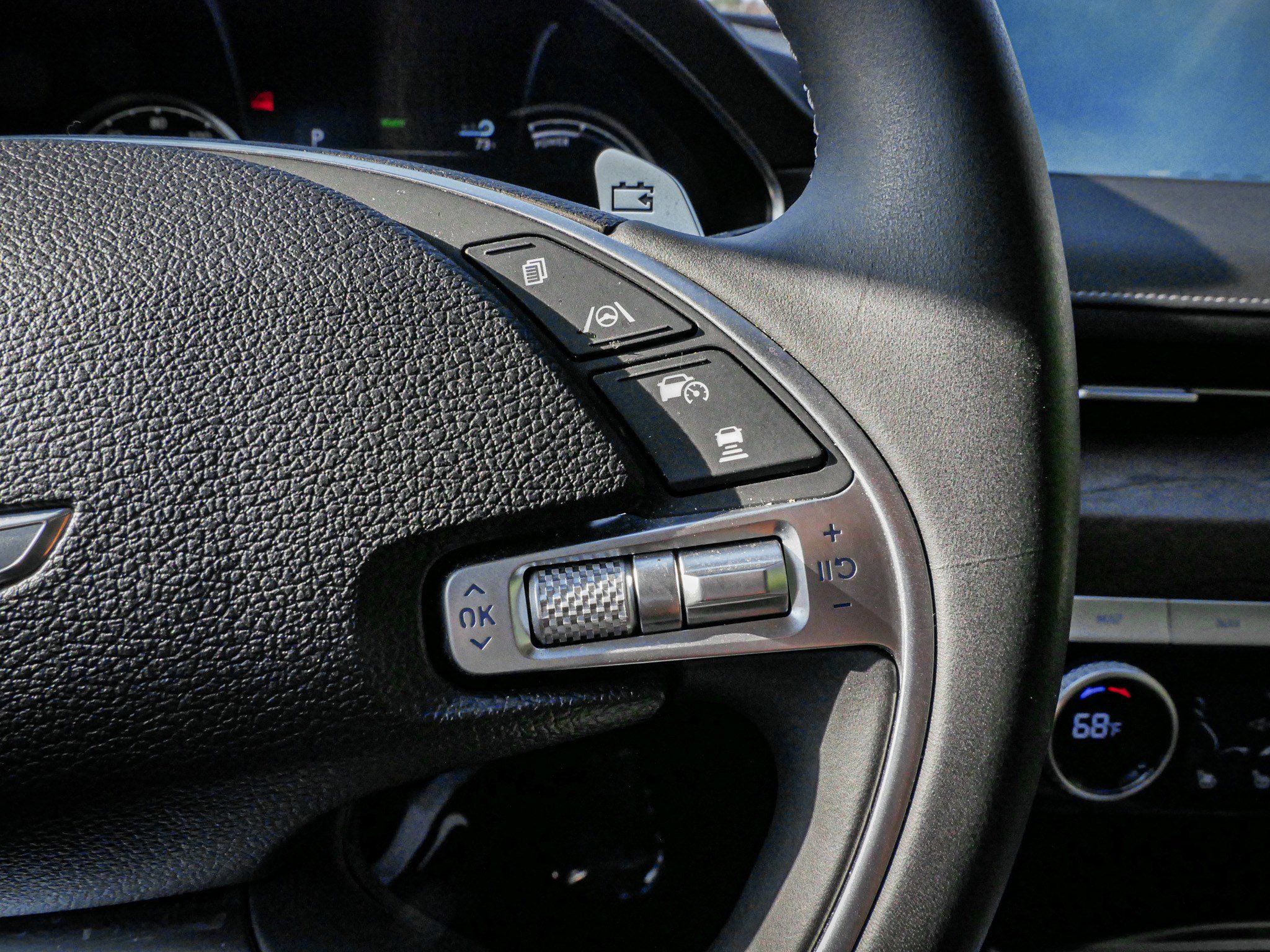 Used 2024 Genesis G80 image 18